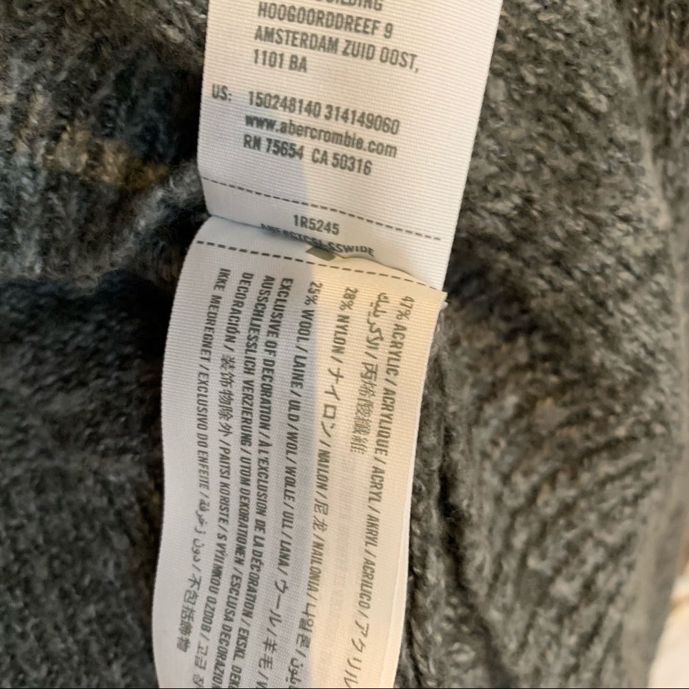Abercrombie & Fitch wool blend cardigan - Picture 3 of 3